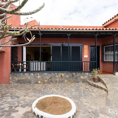 別荘 Live Garachico Daute Con Terraza Y Piscina