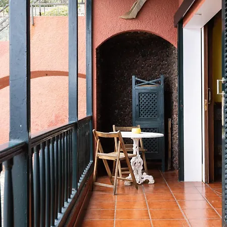 別荘 Live Garachico Daute Con Terraza Y Piscina
